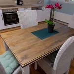 Konukevi Weingut Gerd Muellers 4*