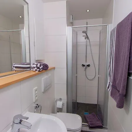 Weingut Gerd Muellers 게스트하우스 크로프