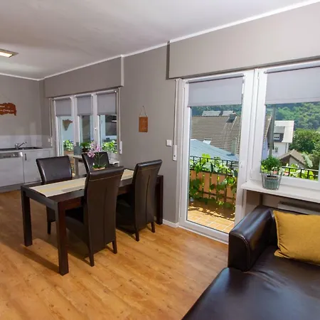 Гостевой дом Weingut Gerd Muellers Креф