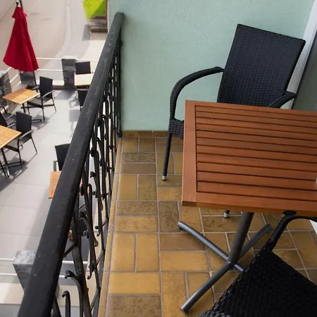 Weingut Gerd Muellers 게스트하우스 크로프