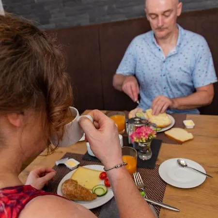 Weingut Gerd Muellers 게스트하우스 4*