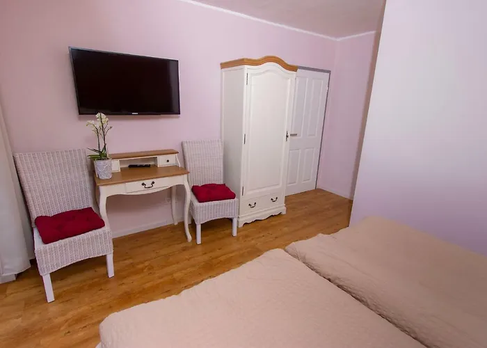 Weingut Gerd Muellers Pensjonat Kröv